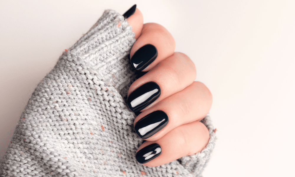 black glossy acrylic nails