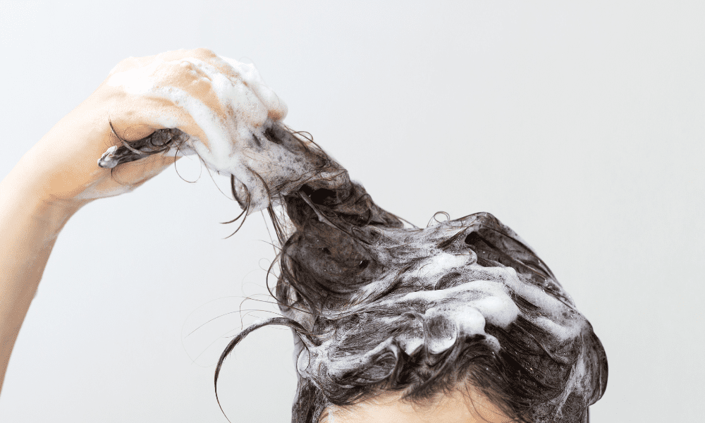 shampoo hair