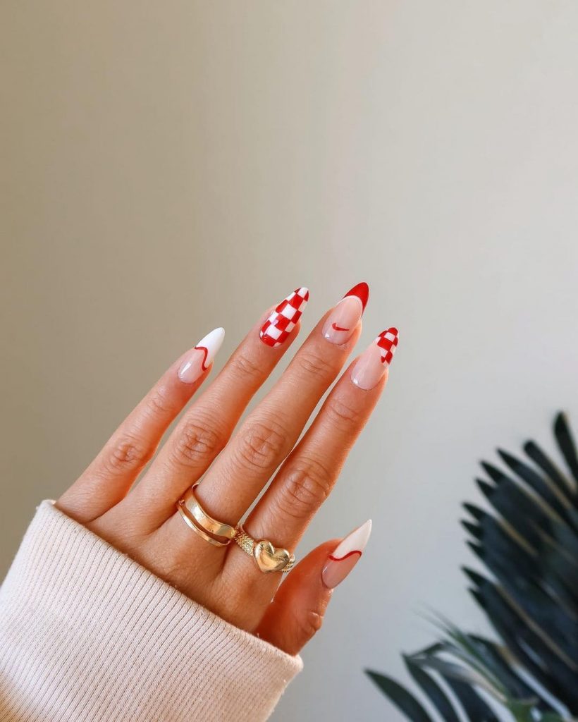  These Red and White Checkers for Christmas nail colors inspo