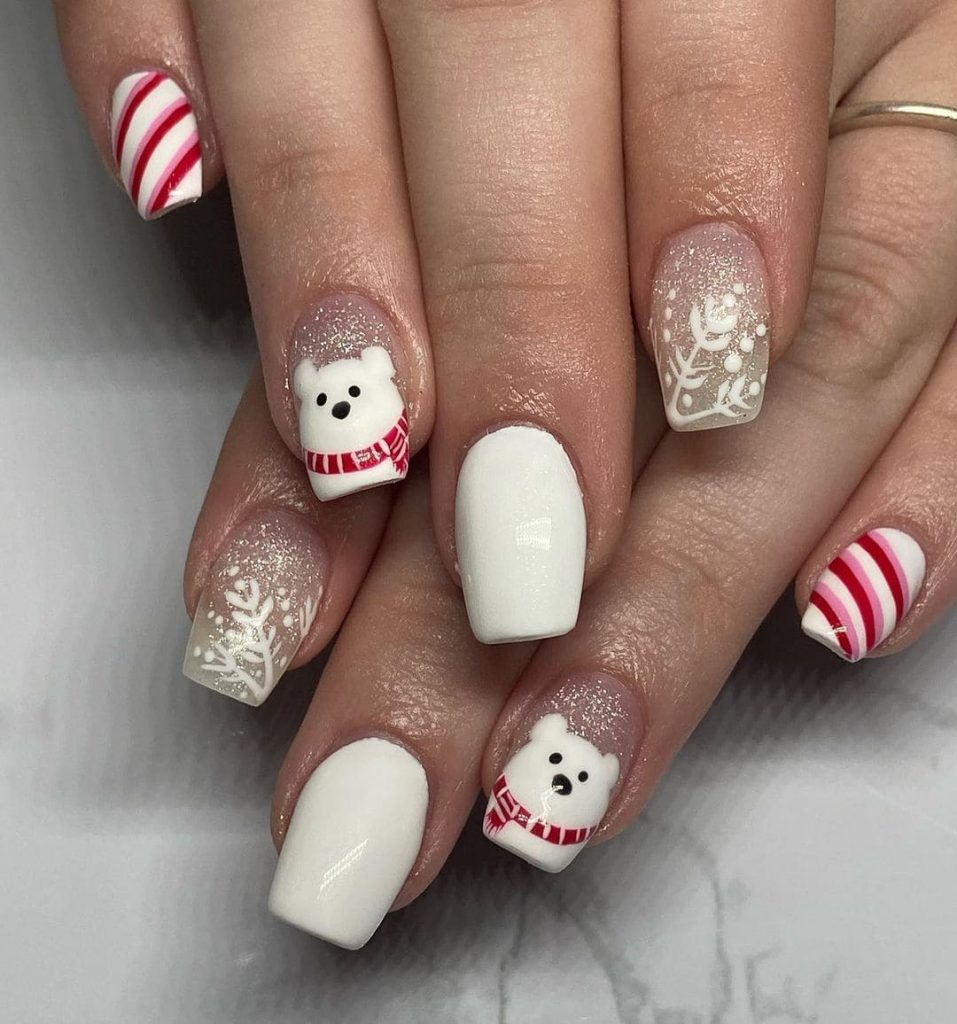 These Teddy Nail designs for festive Holiday