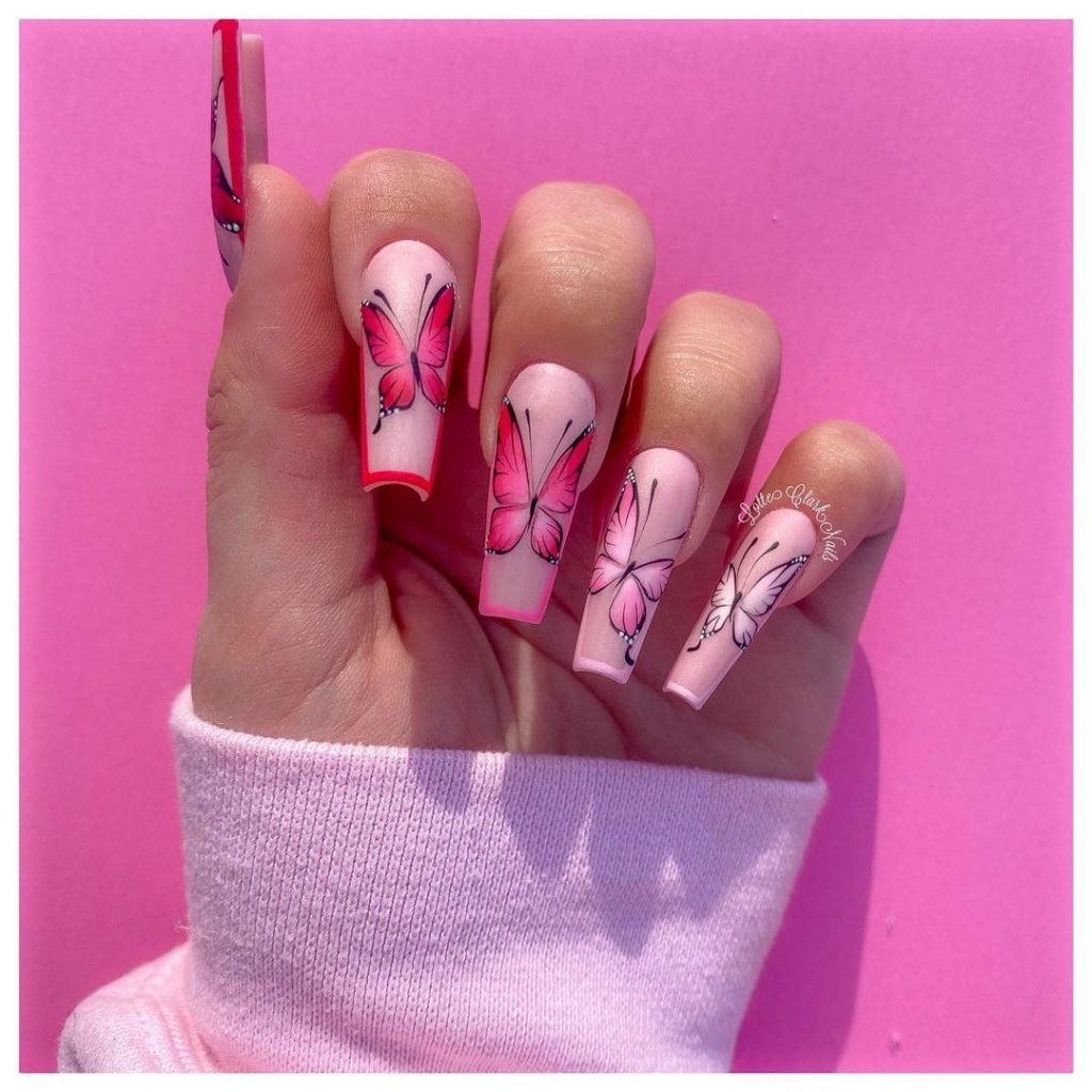 This nail design will attract the attention your way this valentine season