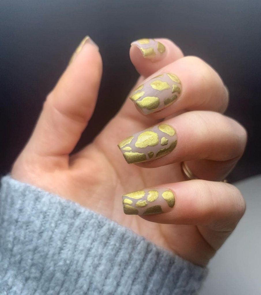 Natural With Gold Cow Print Nail Patches