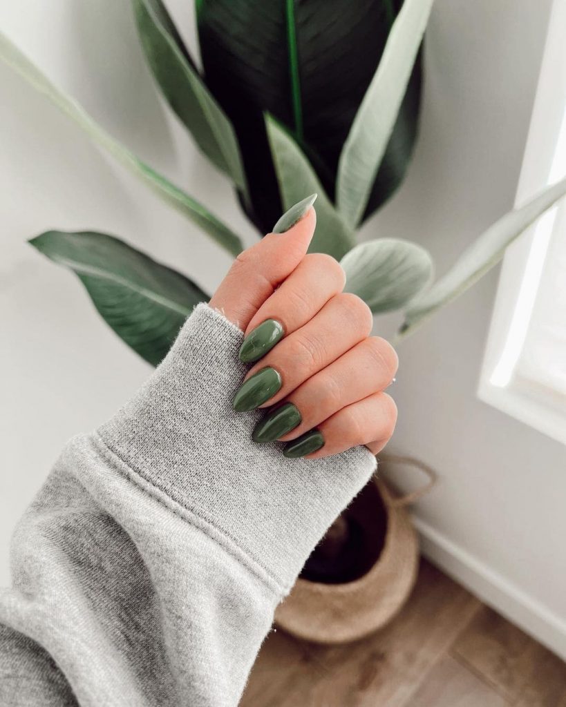 The Green Nail Design