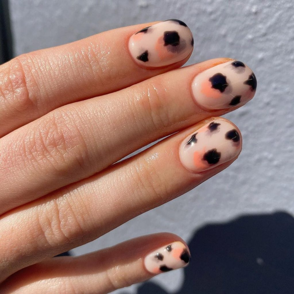 polka dot nail design